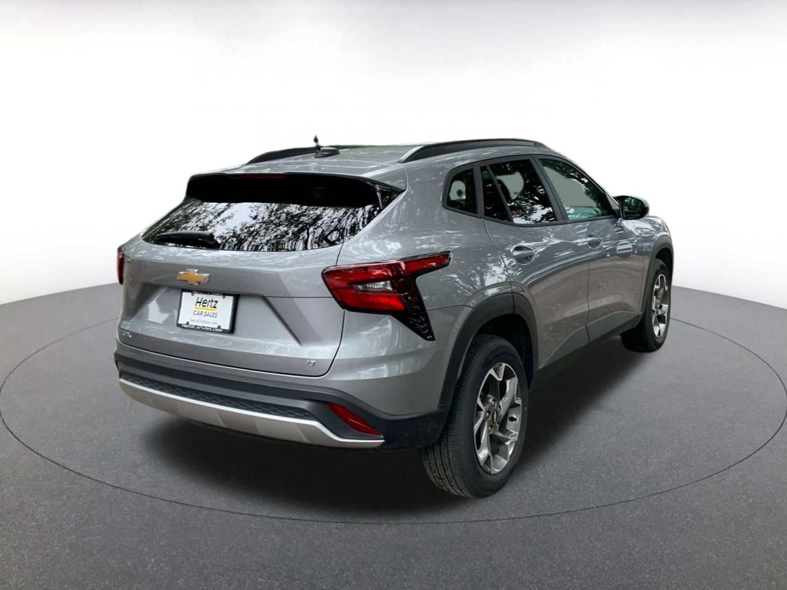 Thumbnail: 2025 Chevrolet Trax - 7