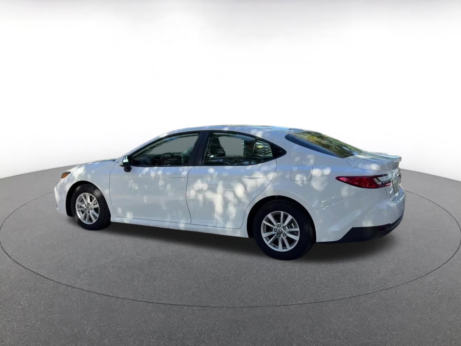 Thumbnail: 2025 Toyota Camry - 10