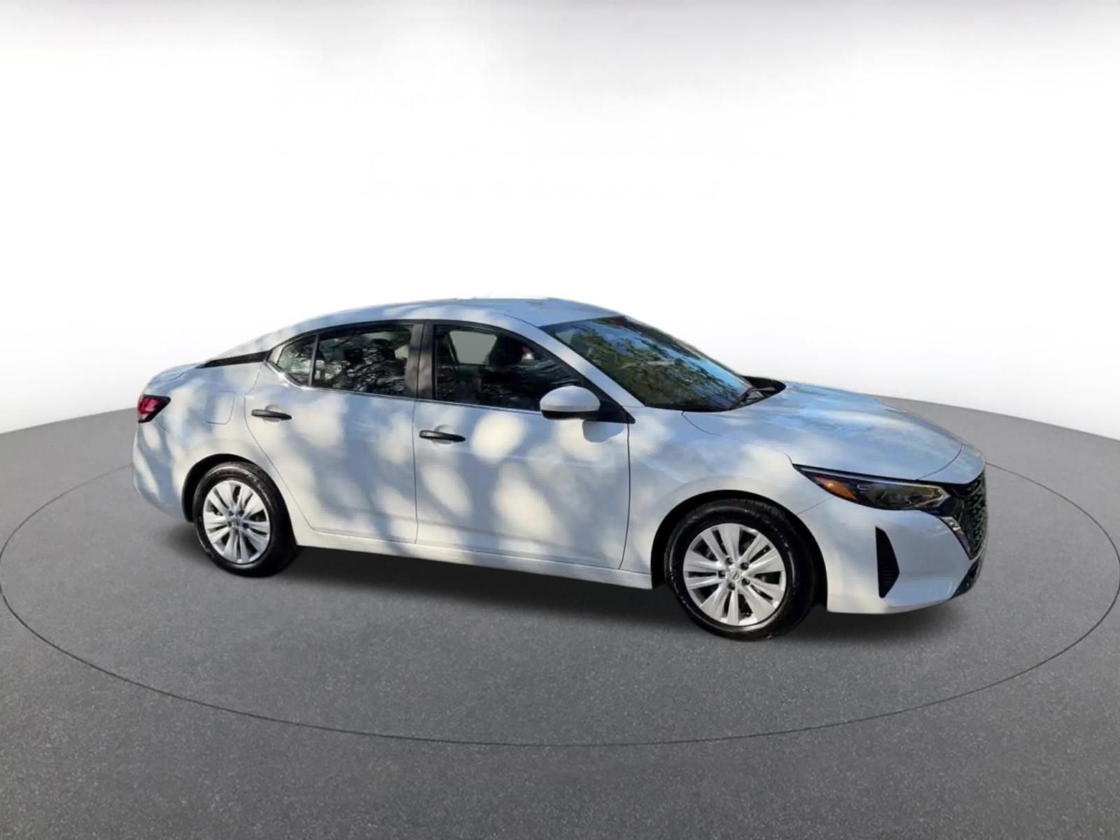 Thumbnail: 2025 Nissan Sentra - 2