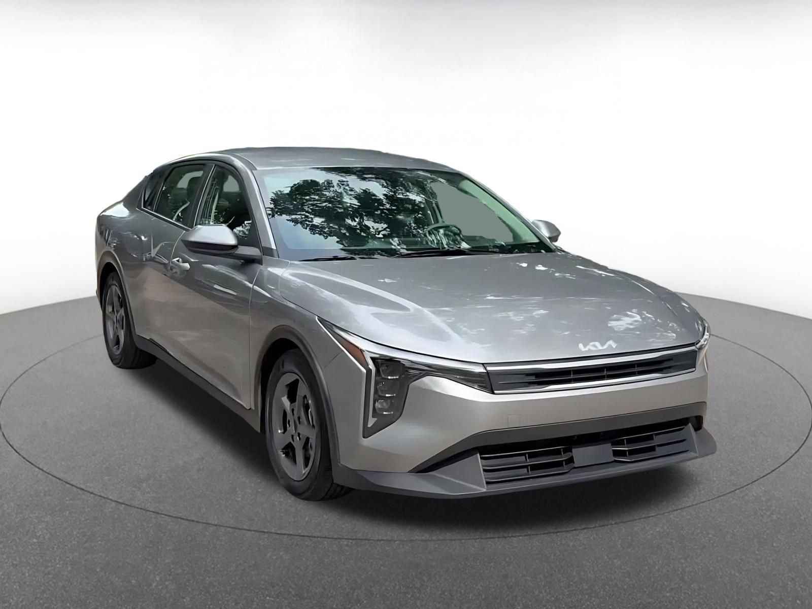 Thumbnail: 2025 Kia K4 - 3
