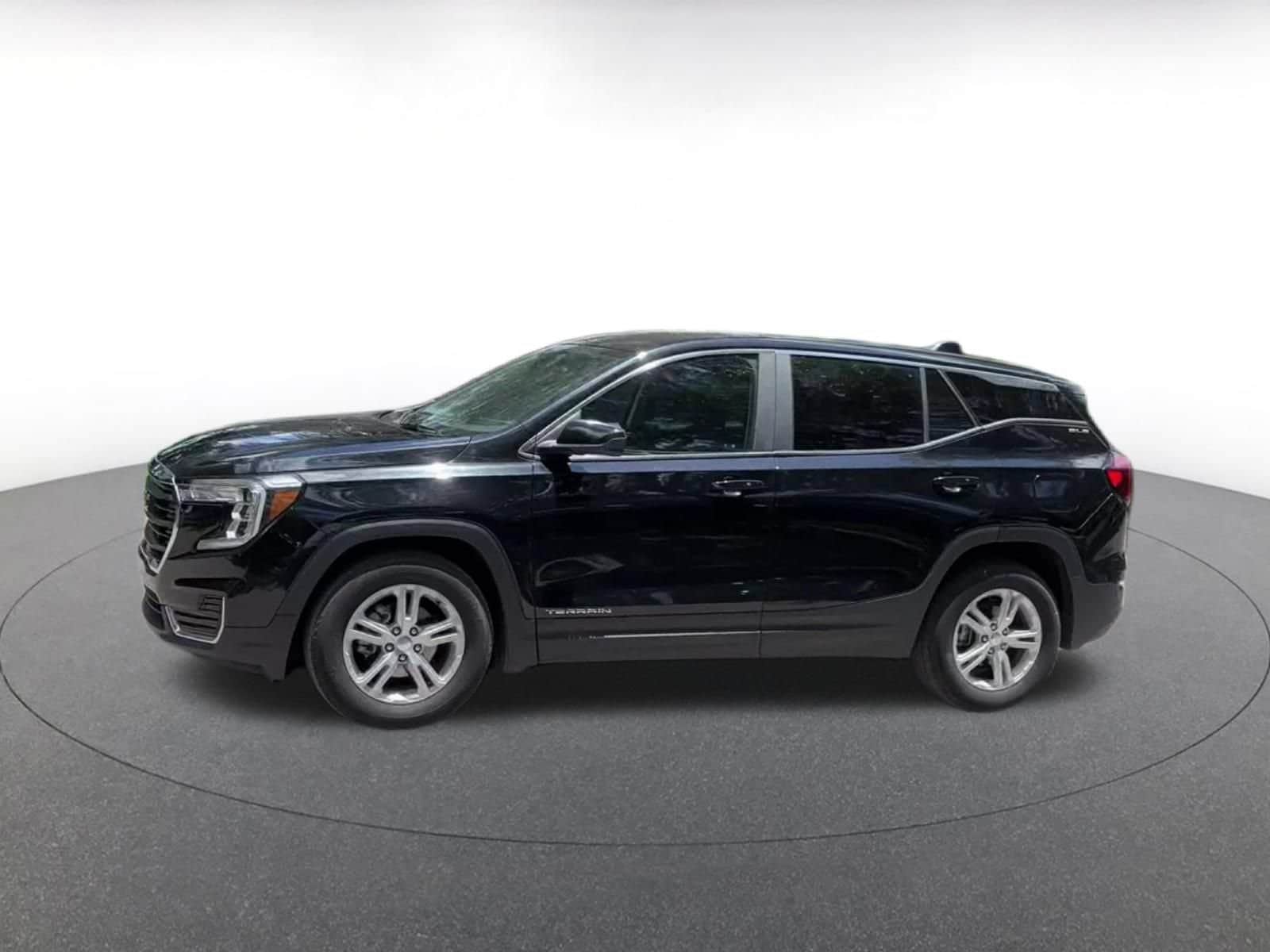 Thumbnail: 2024 GMC Terrain - 9