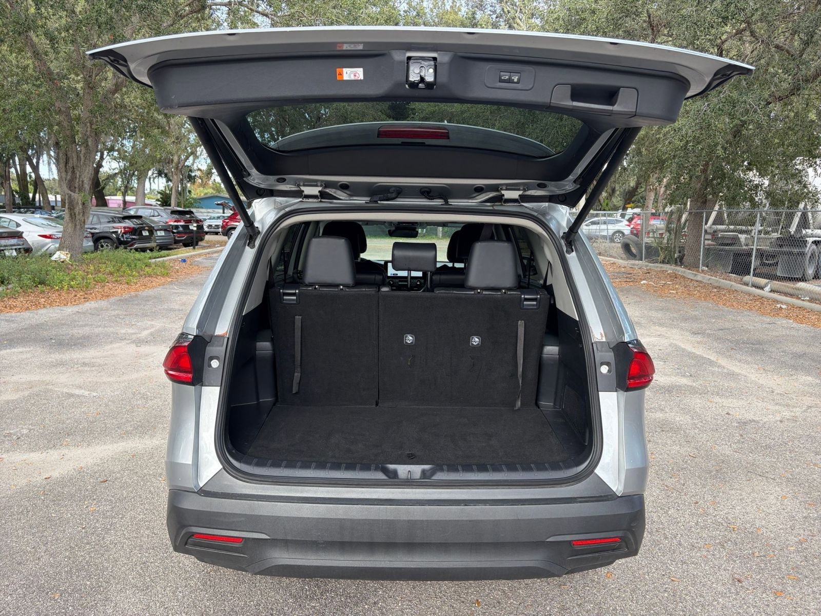 Thumbnail: 2025 Toyota Grand Highlander - 25