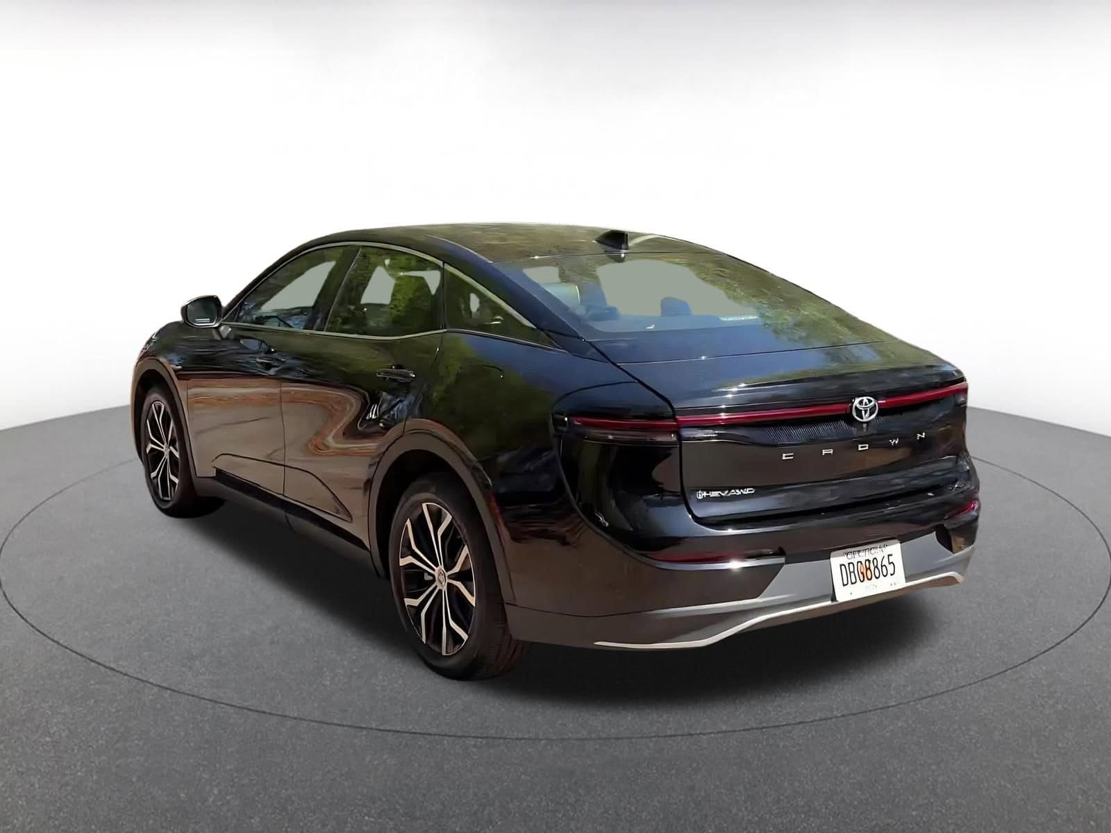 Thumbnail: 2025 Toyota Crown - 12