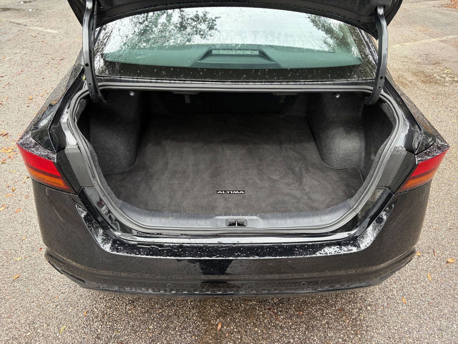 Thumbnail: 2025 Nissan Altima - 27