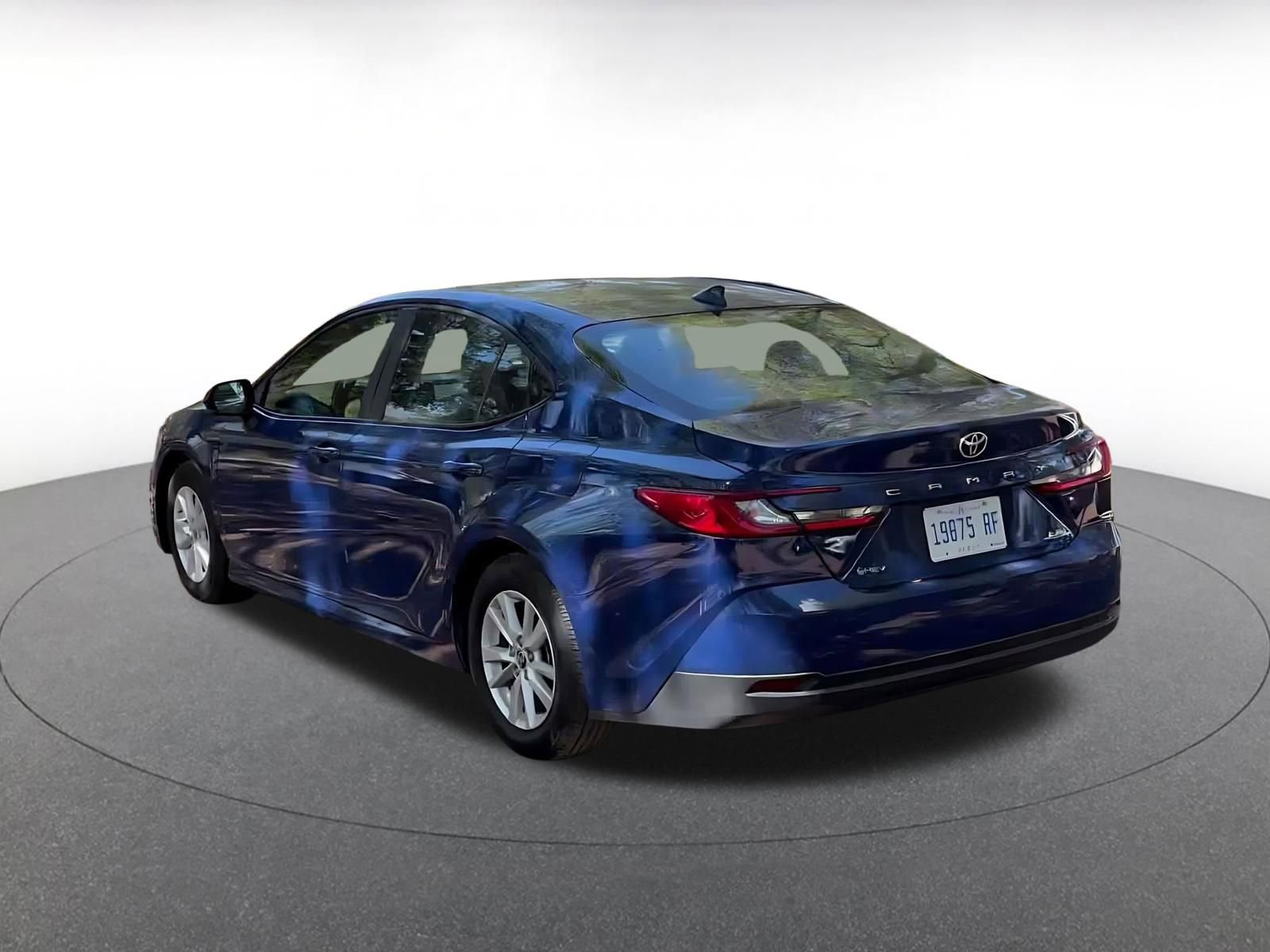 Thumbnail: 2025 Toyota Camry - 11