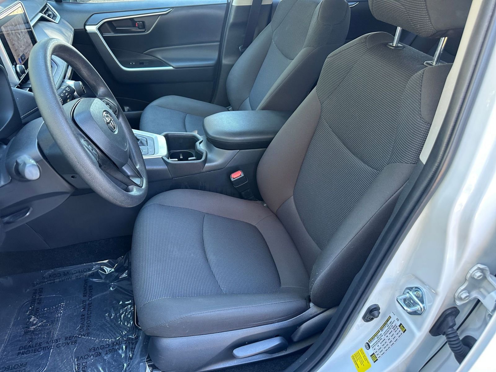 Thumbnail: 2025 Toyota RAV4 - 21