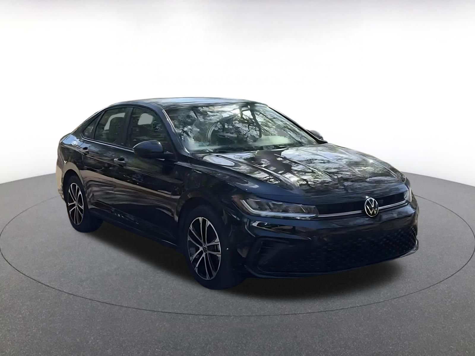 Thumbnail: 2025 Volkswagen Jetta - 3