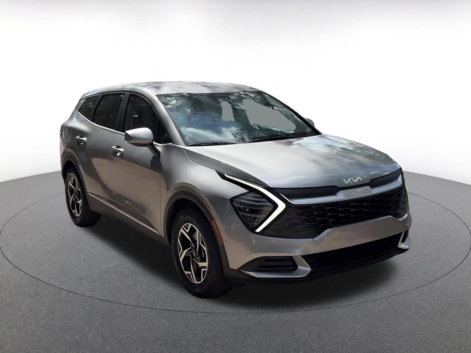 Thumbnail: 2025 Kia Sportage - 3