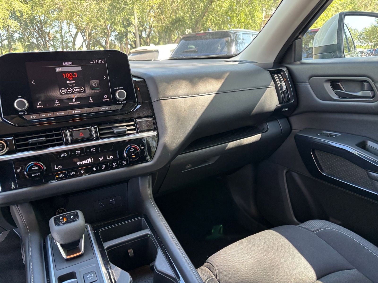 2024 Nissan Pathfinder SV - Photo 37