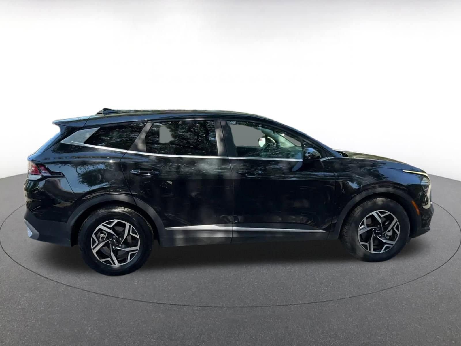 Thumbnail: 2024 Kia Sportage - 16