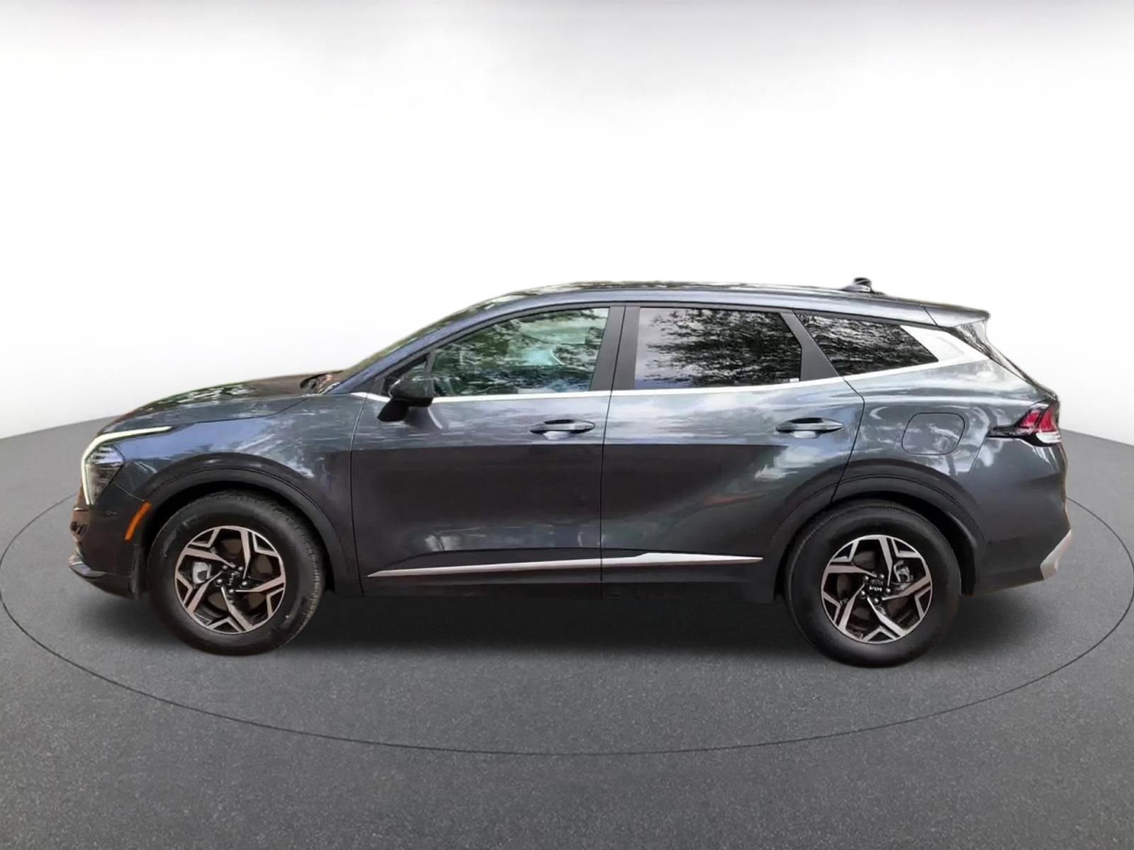 Thumbnail: 2025 Kia Sportage - 9