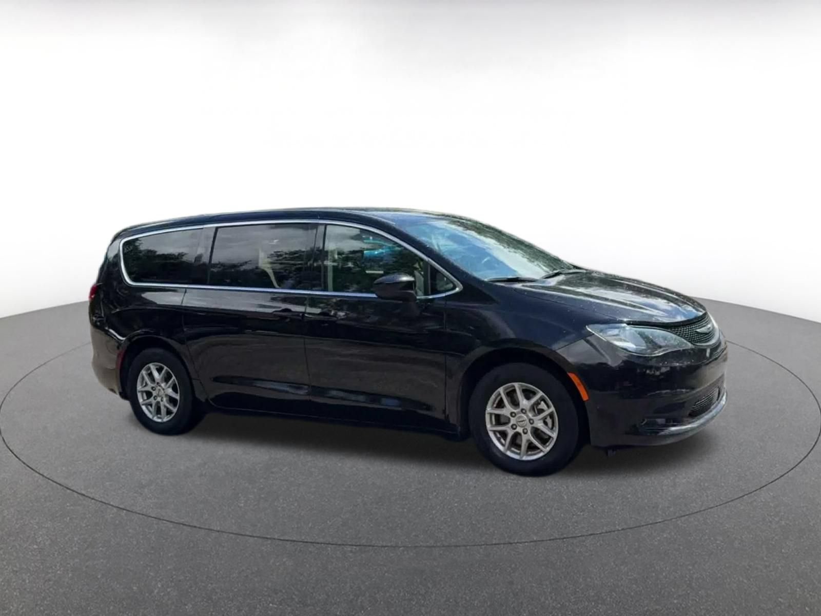 Thumbnail: 2024 Chrysler Voyager - 2