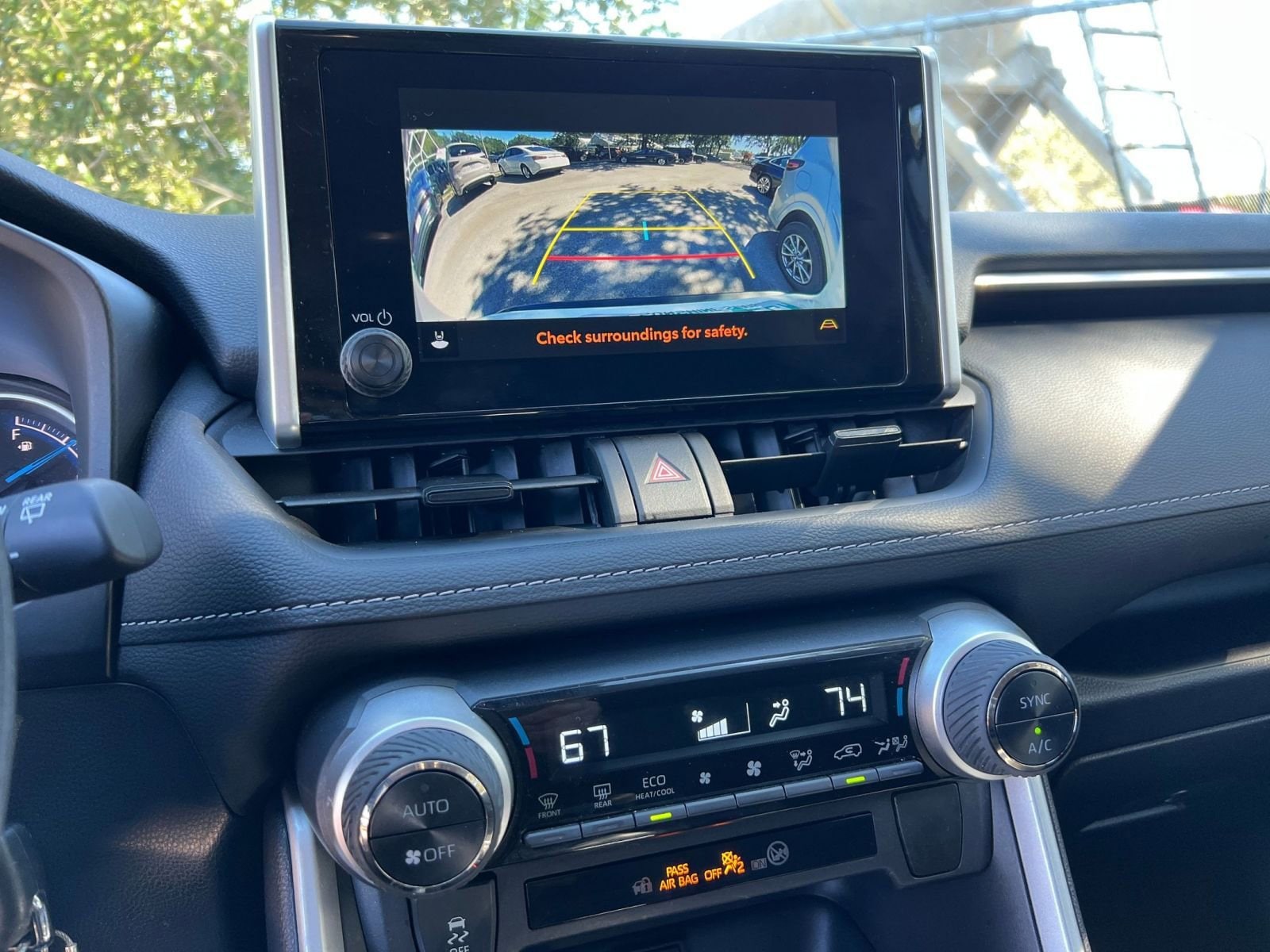 Thumbnail: 2025 Toyota RAV4 - 17