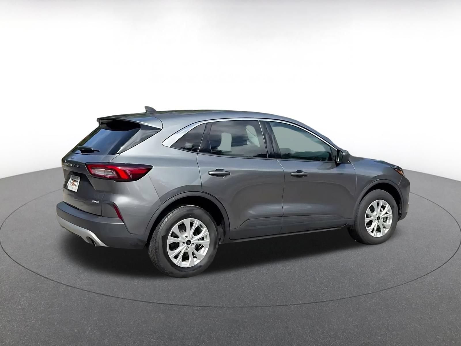 Thumbnail: 2024 Ford Escape - 14