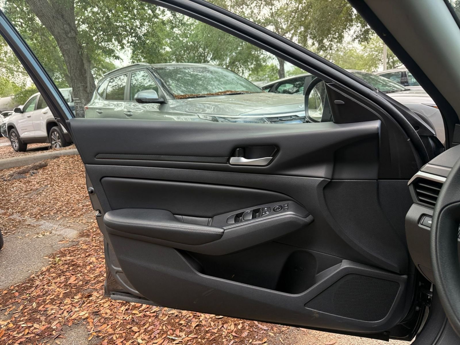 Thumbnail: 2025 Nissan Altima - 18