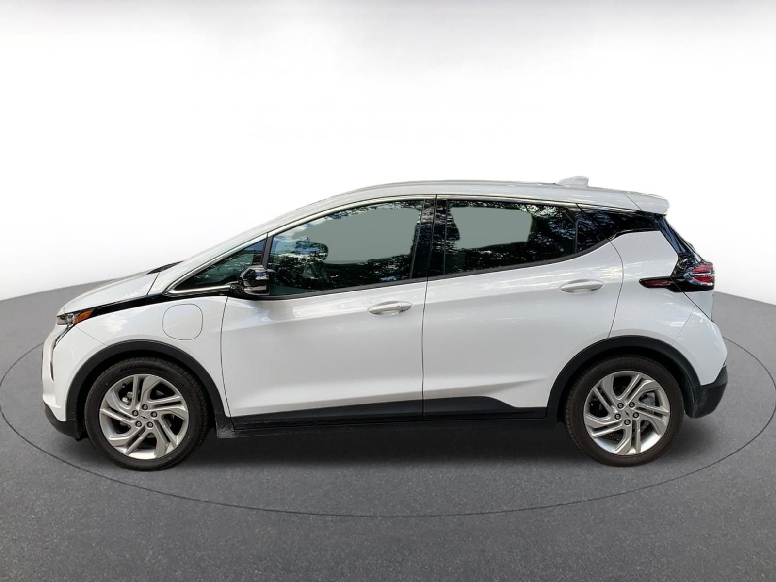 Thumbnail: 2023 Chevrolet Bolt EV - 7