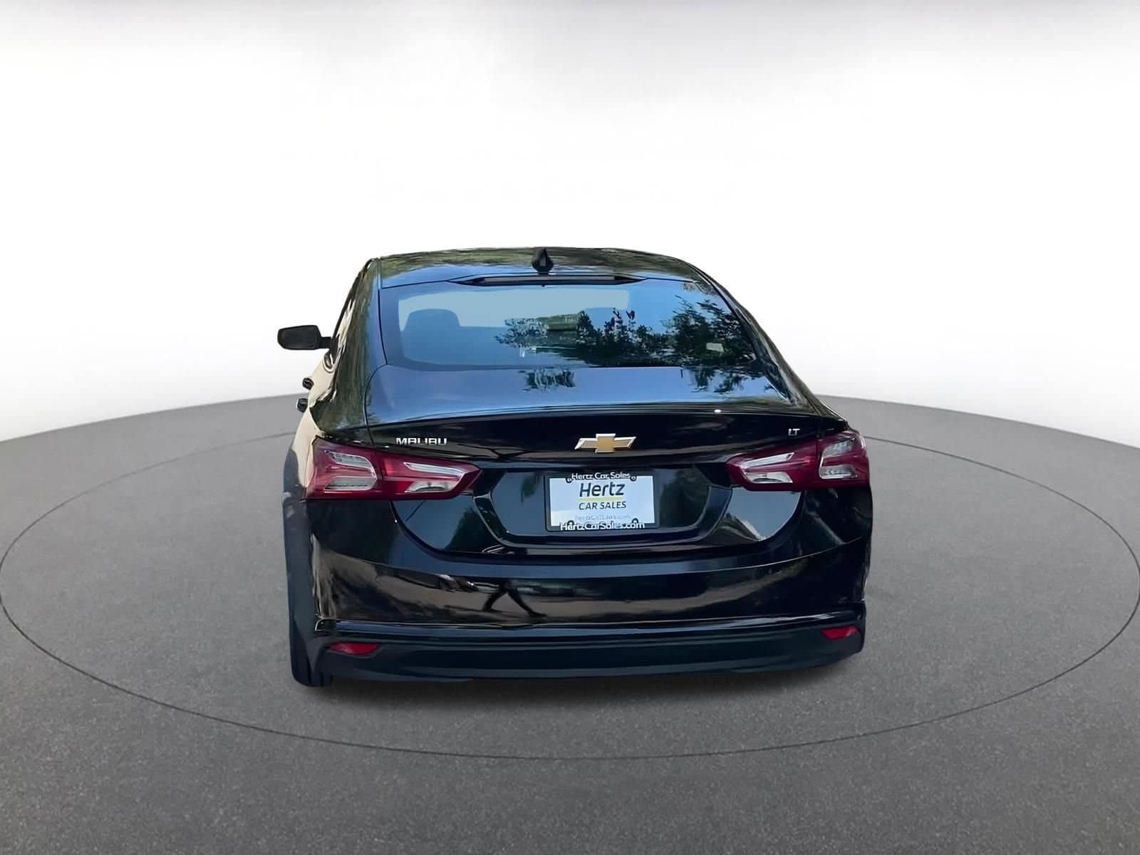 Thumbnail: 2024 Chevrolet Malibu - 12