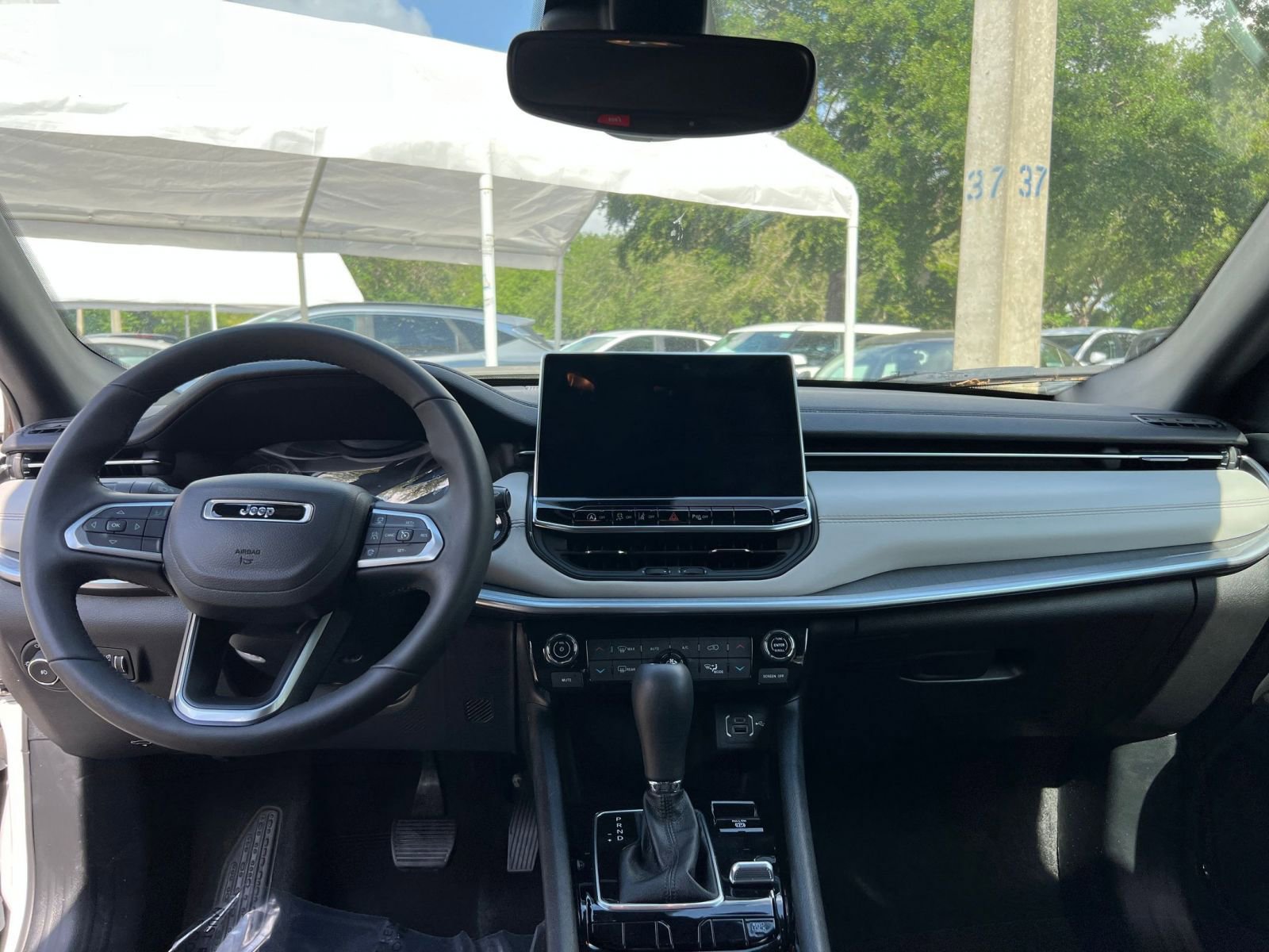 Thumbnail: 2025 Jeep Compass - 29