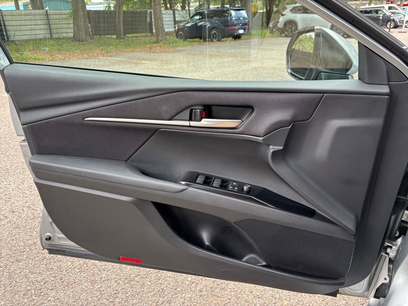 Thumbnail: 2025 Toyota Camry - 18