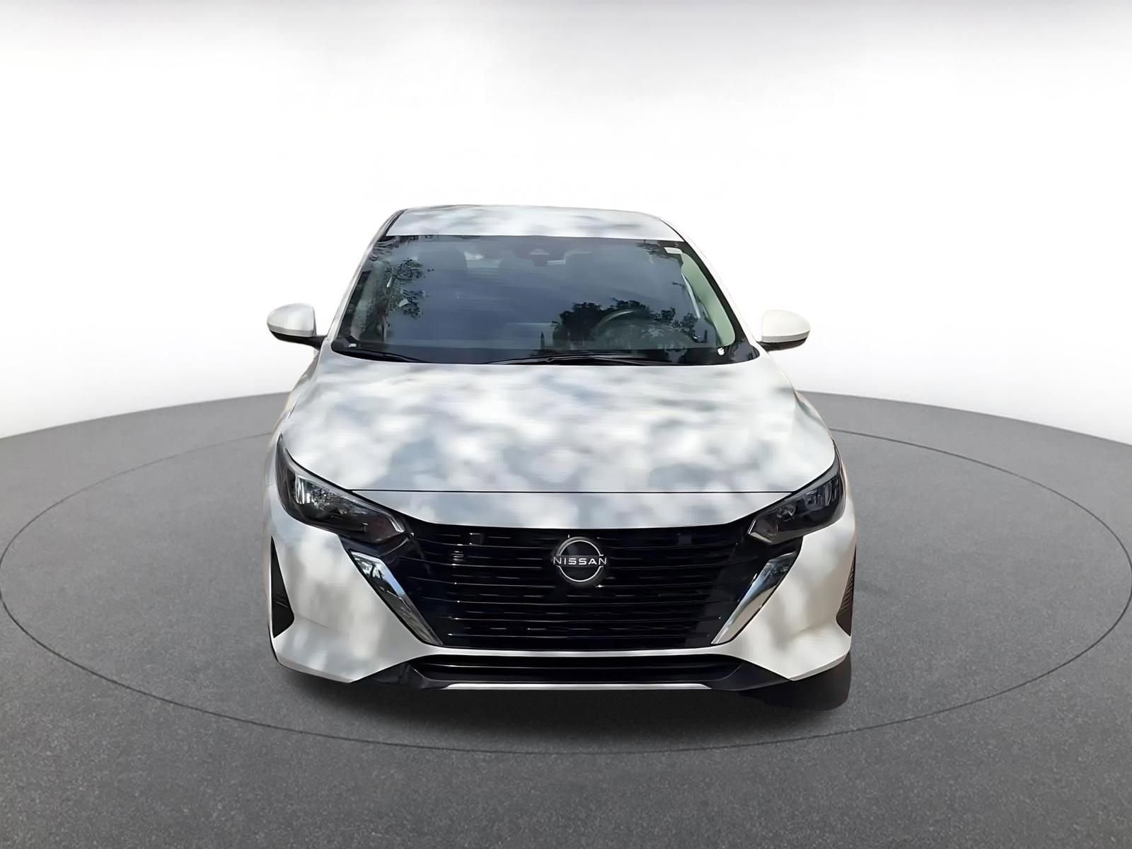 Thumbnail: 2025 Nissan Sentra - 4