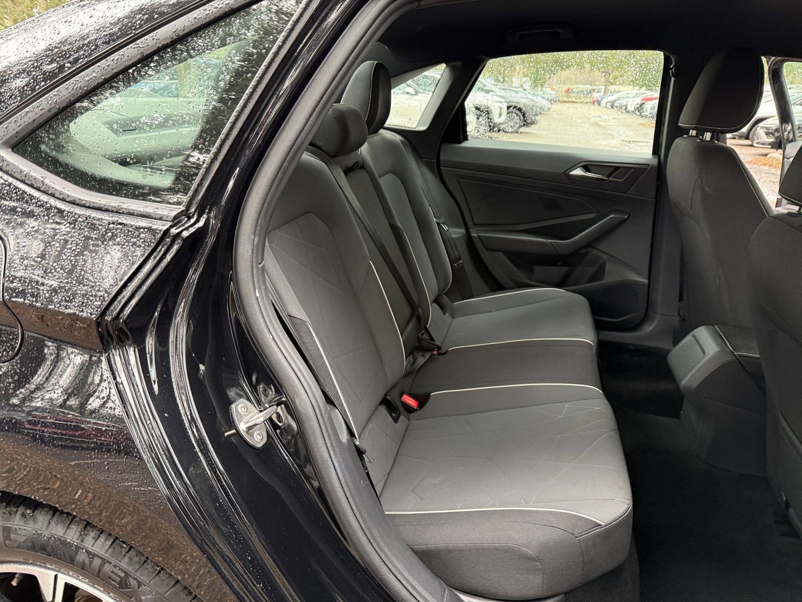 Thumbnail: 2025 Volkswagen Jetta - 34