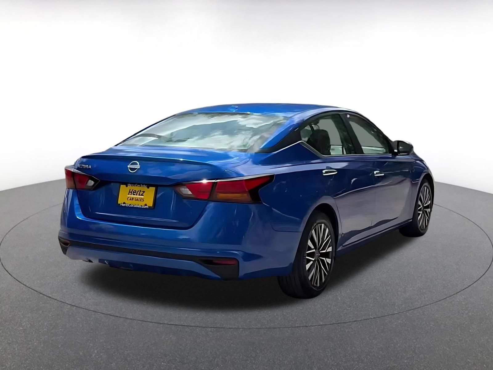 Thumbnail: 2025 Nissan Altima - 13