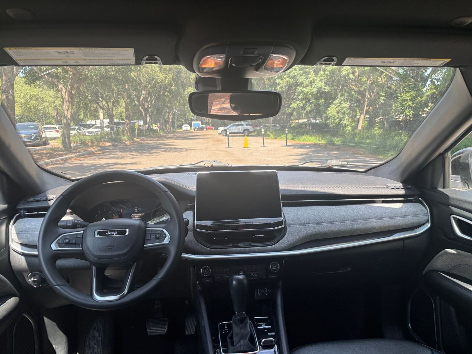 Thumbnail: 2023 Jeep Compass - 27