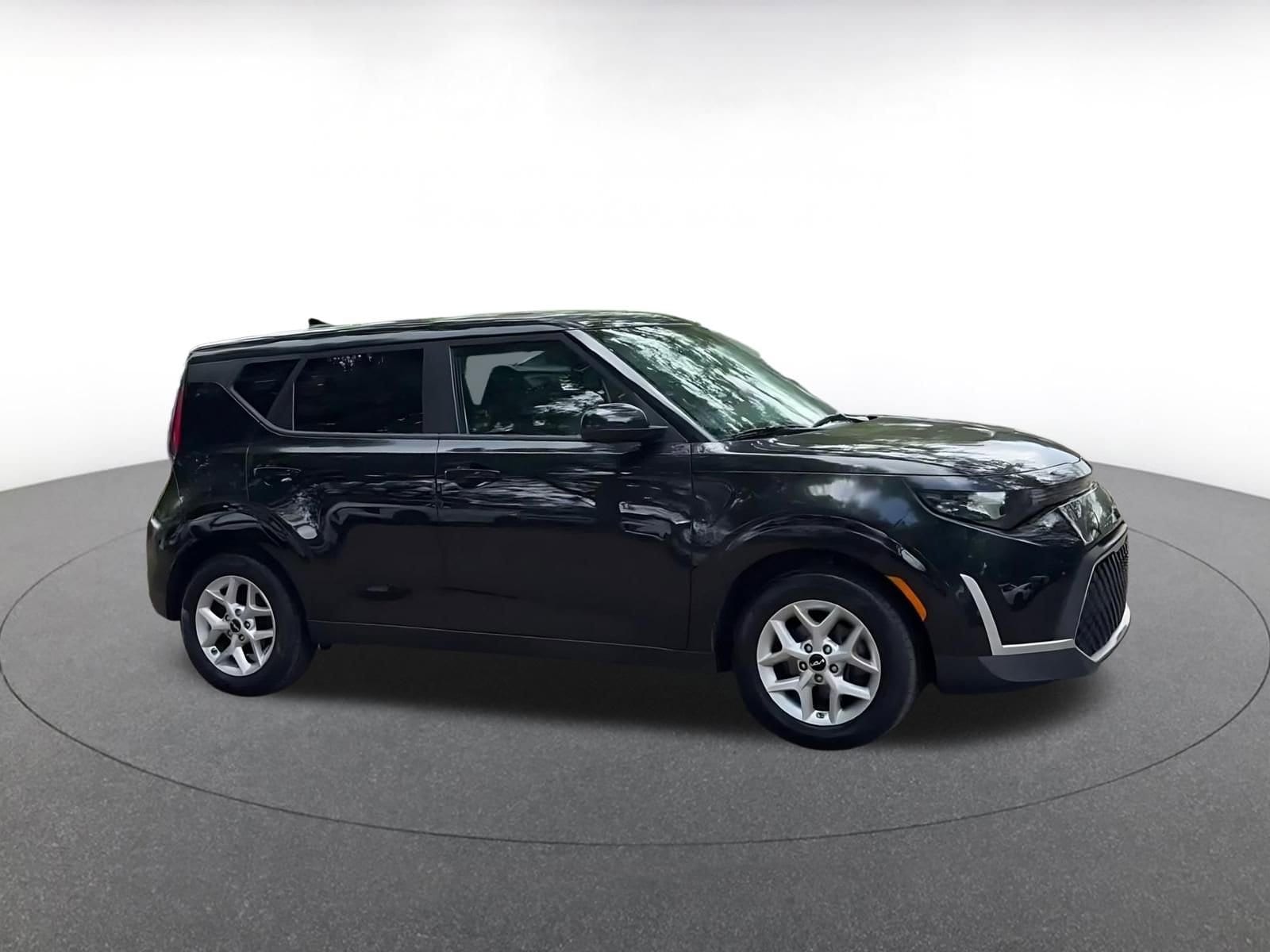 Thumbnail: 2025 Kia Soul - 2