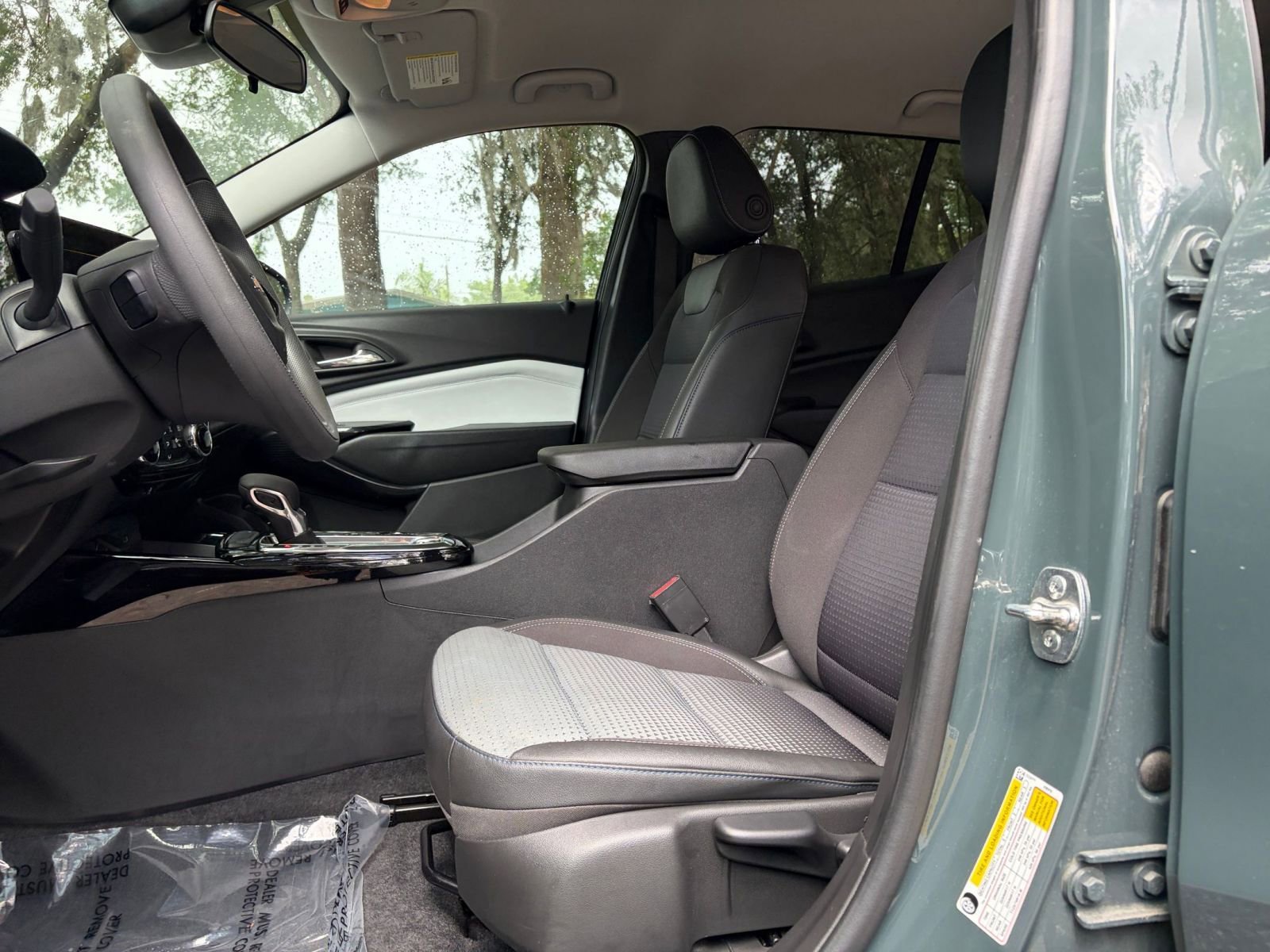 Thumbnail: 2025 Chevrolet Trax - 25