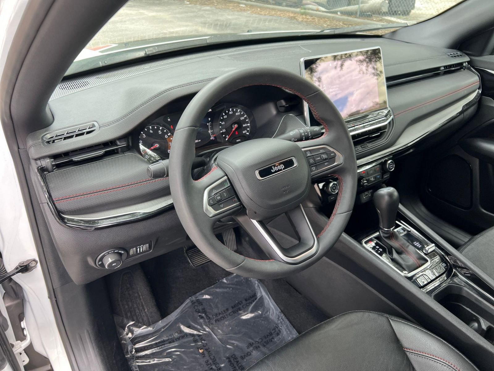 Thumbnail: 2025 Jeep Compass - 29