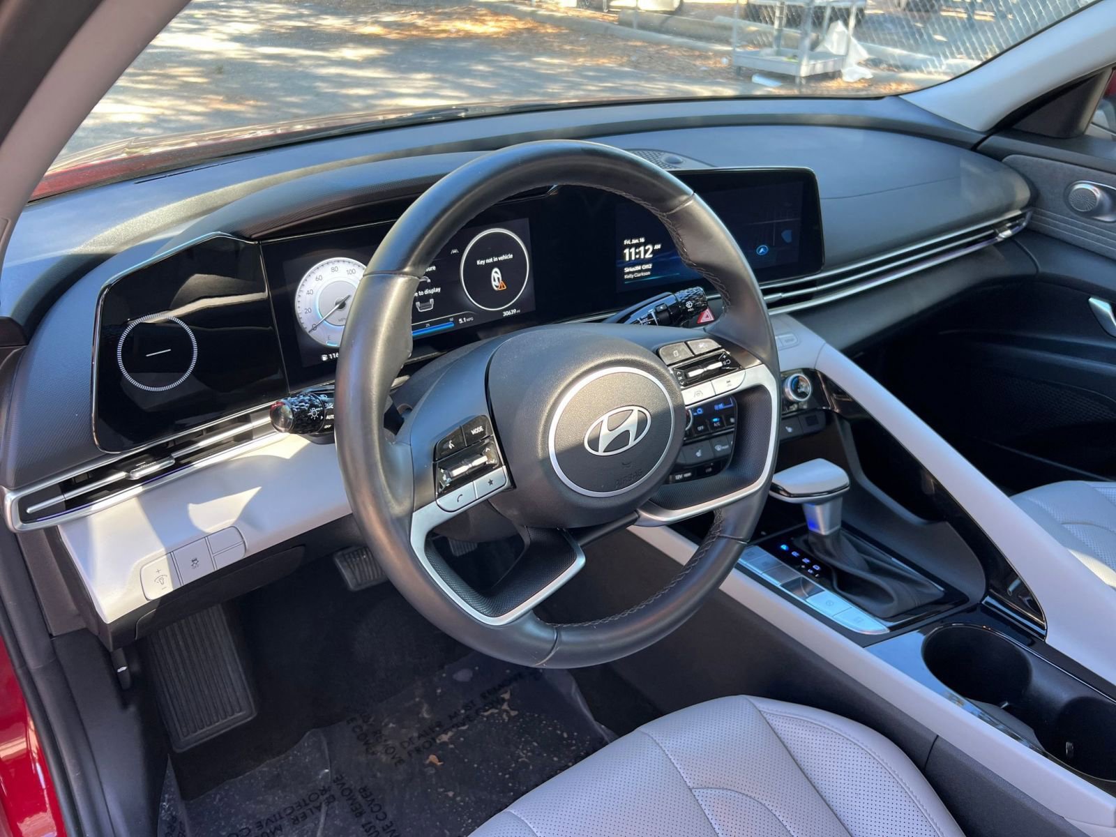 Thumbnail: 2025 Hyundai Elantra - 31