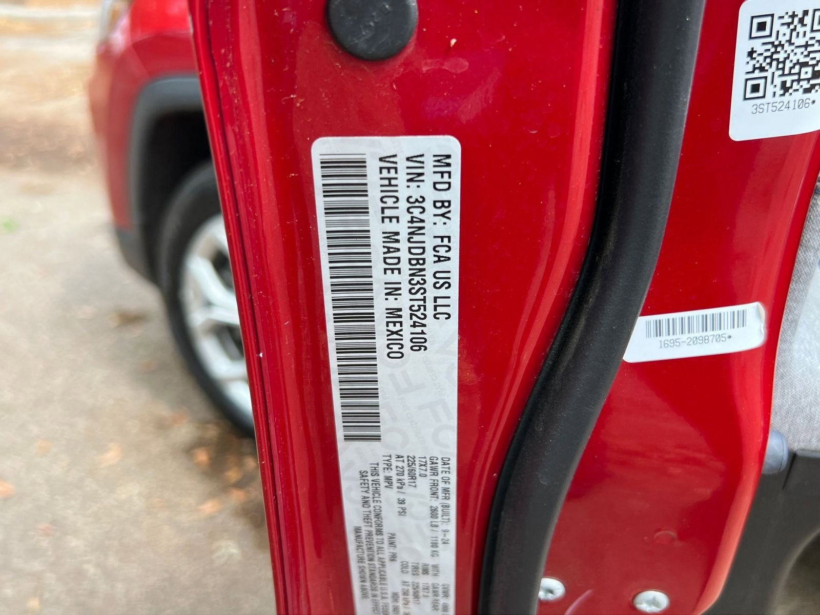 Thumbnail: 2025 Jeep Compass - 24