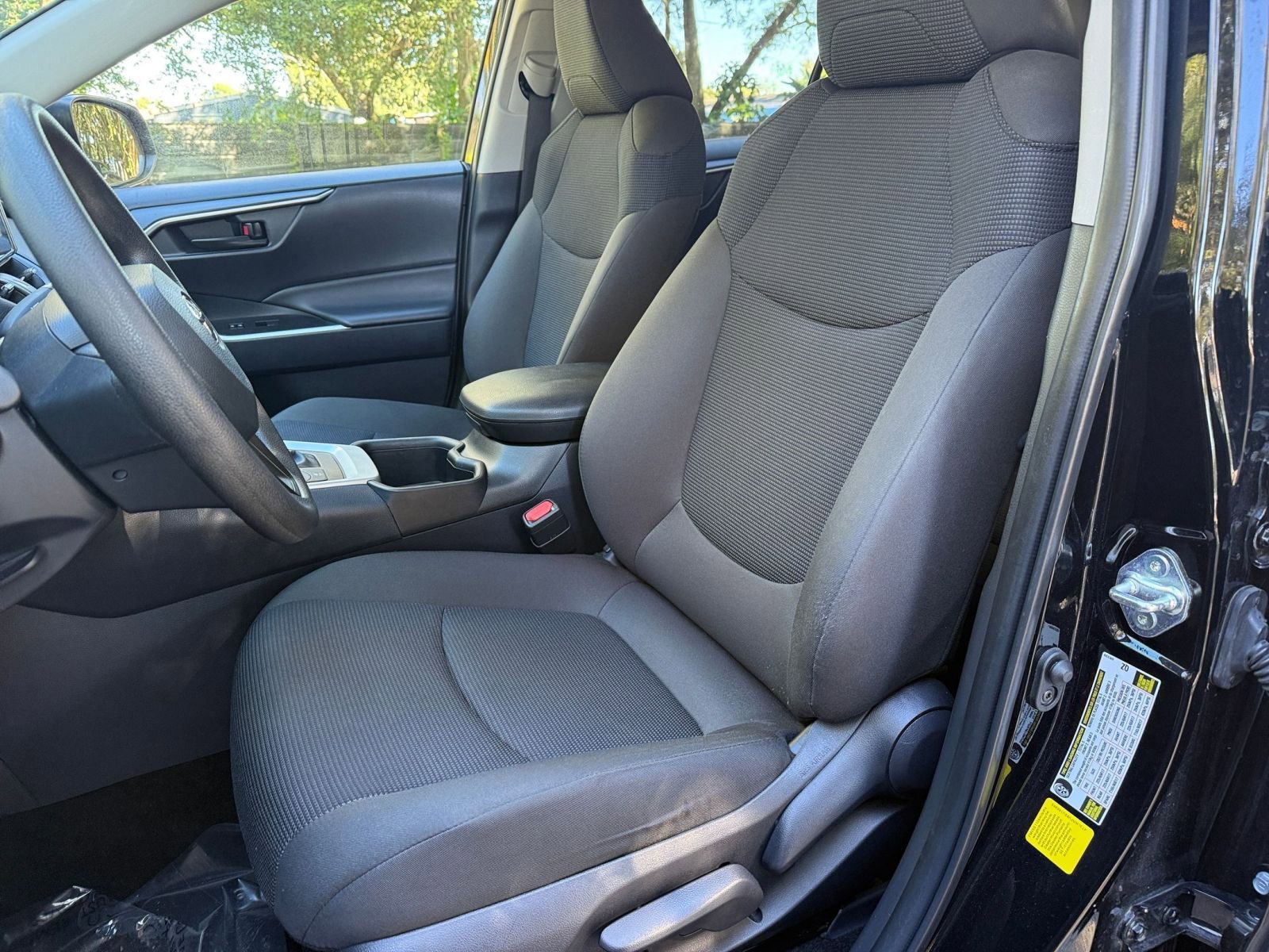 Thumbnail: 2025 Toyota RAV4 - 30