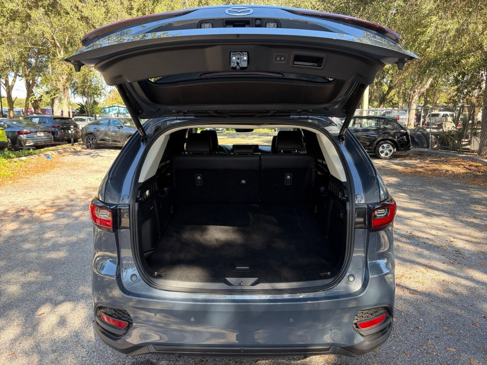 Thumbnail: 2025 Mazda CX-70 - 28