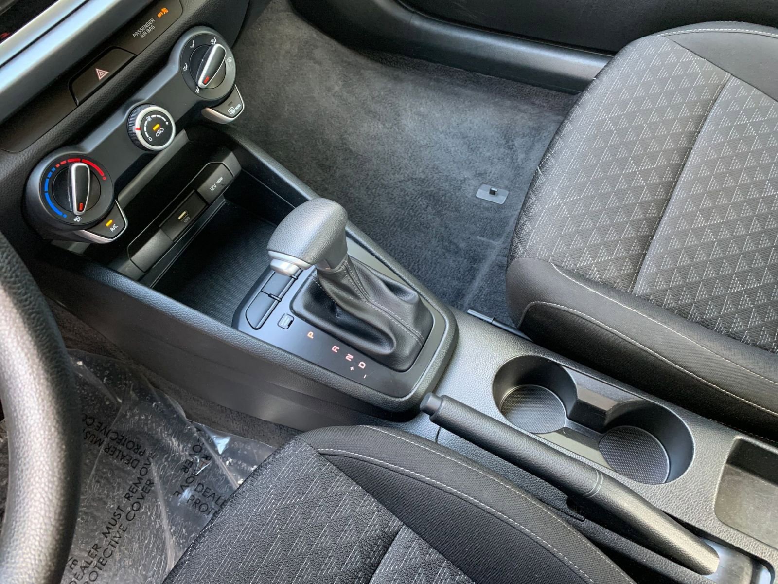 Thumbnail: 2023 Kia Rio - 35