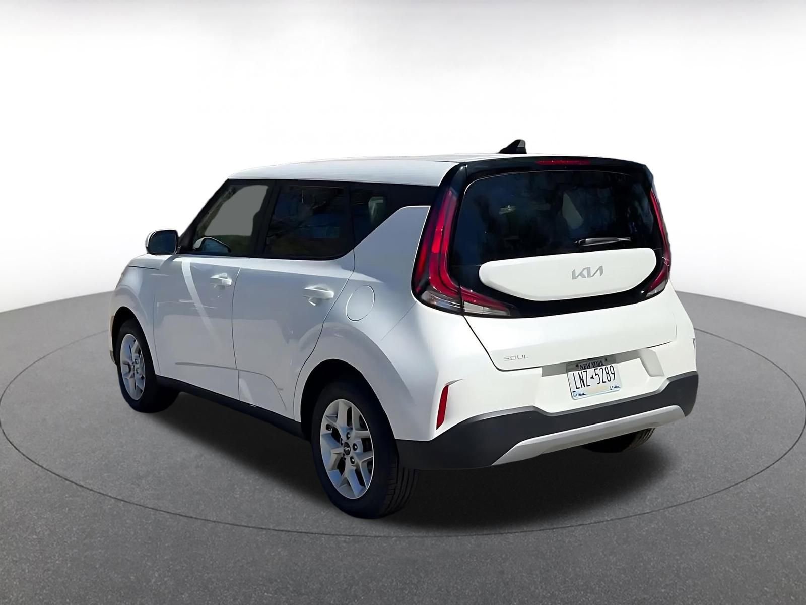 Thumbnail: 2025 Kia Soul - 11