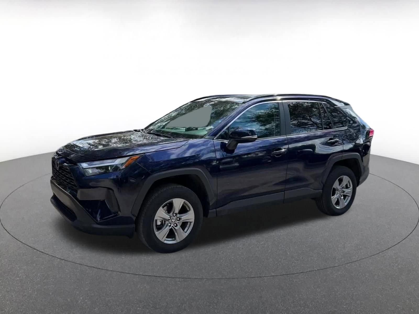 Thumbnail: 2025 Toyota RAV4 - 8