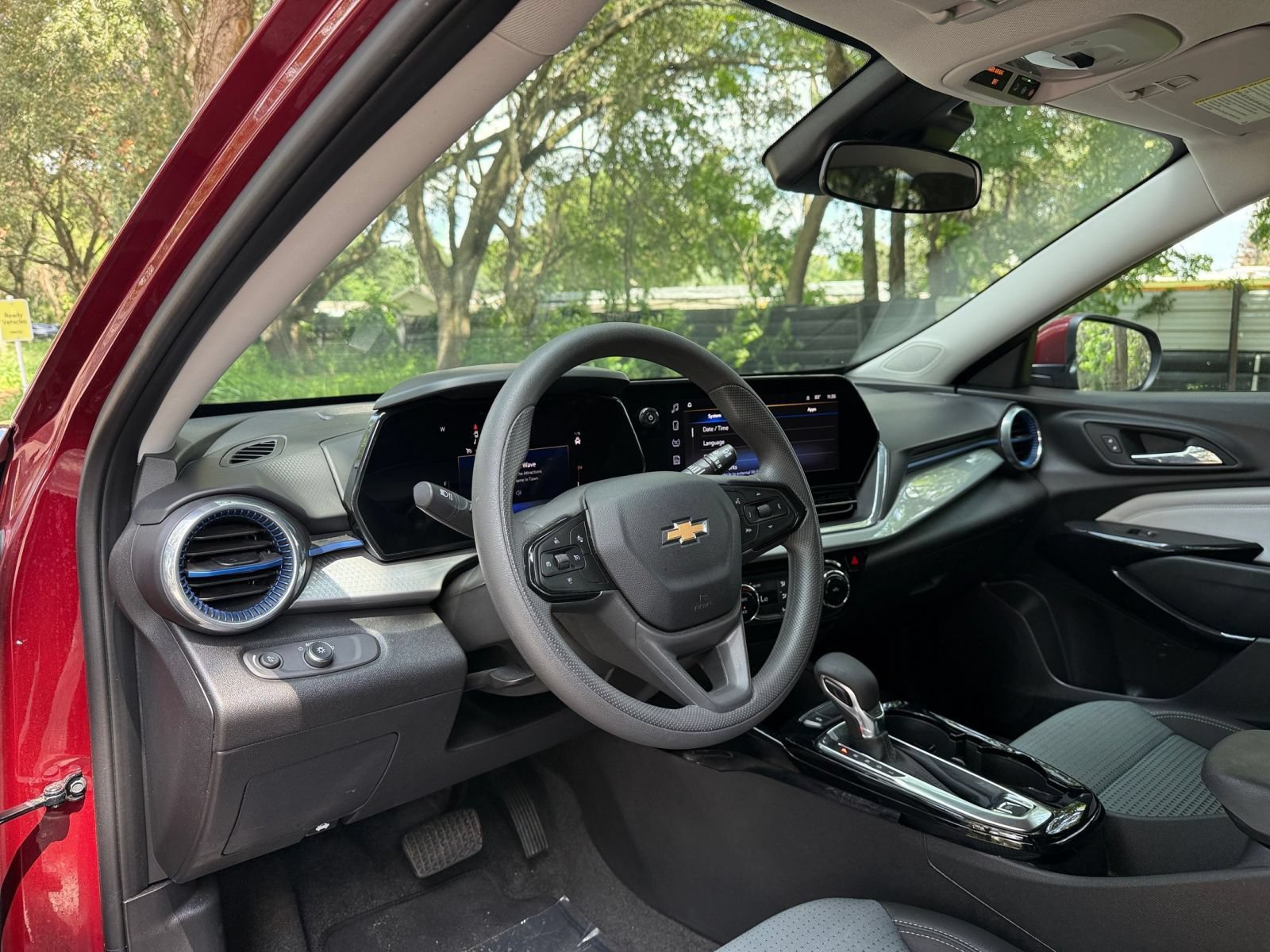 Thumbnail: 2025 Chevrolet Trax - 26