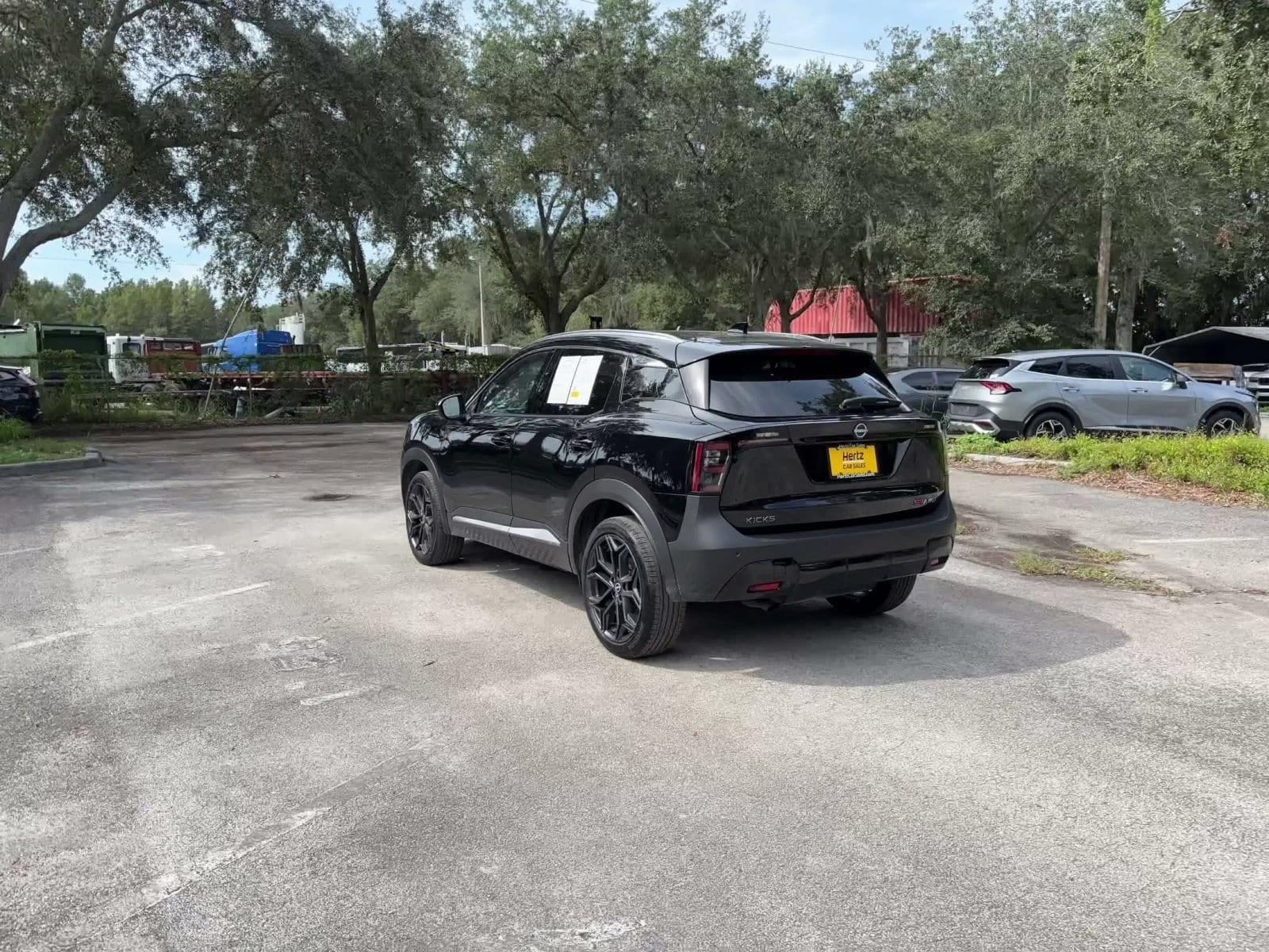 Thumbnail: 2026 Nissan Kicks - 10