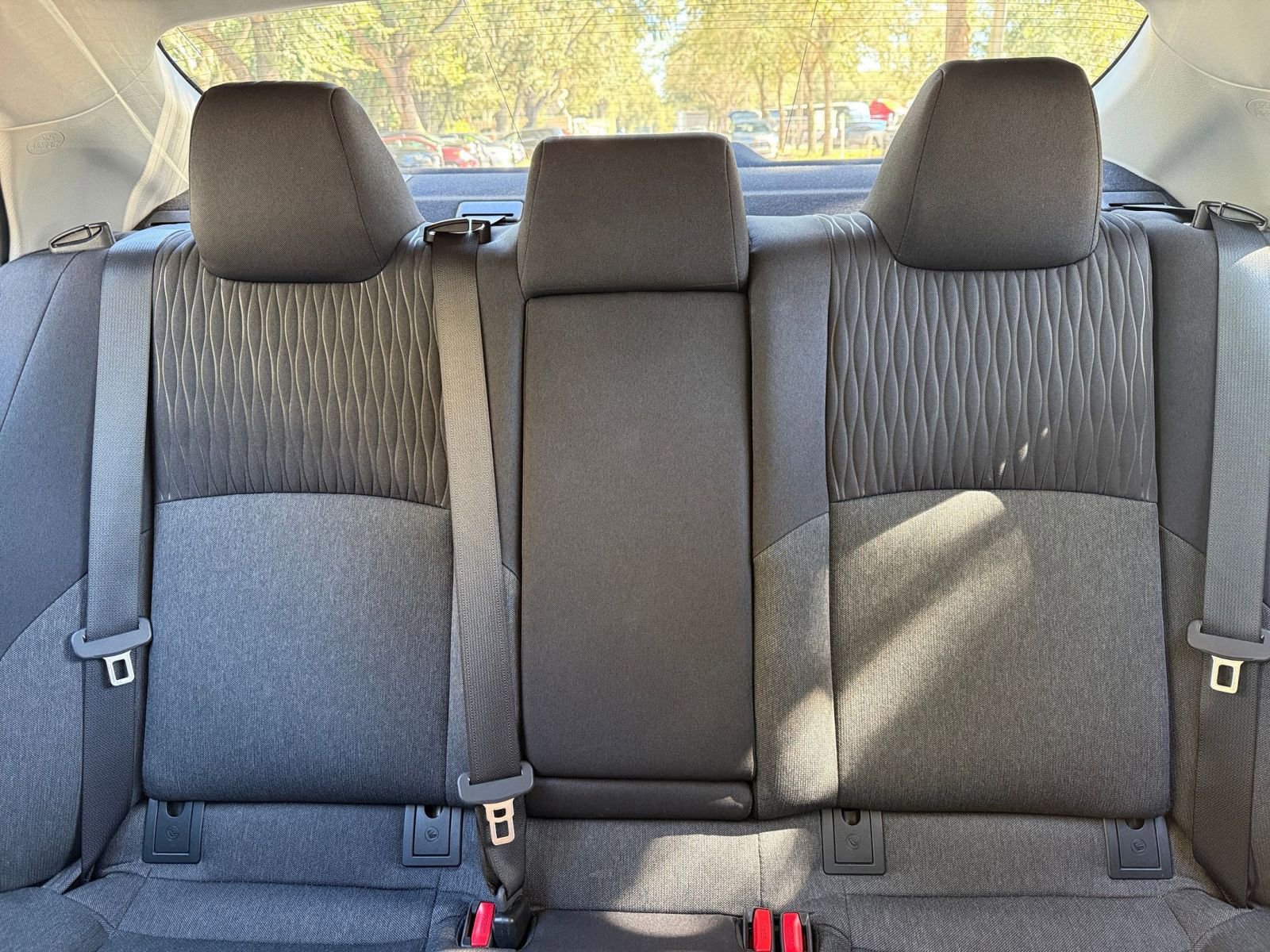 Thumbnail: 2025 Toyota Camry - 32