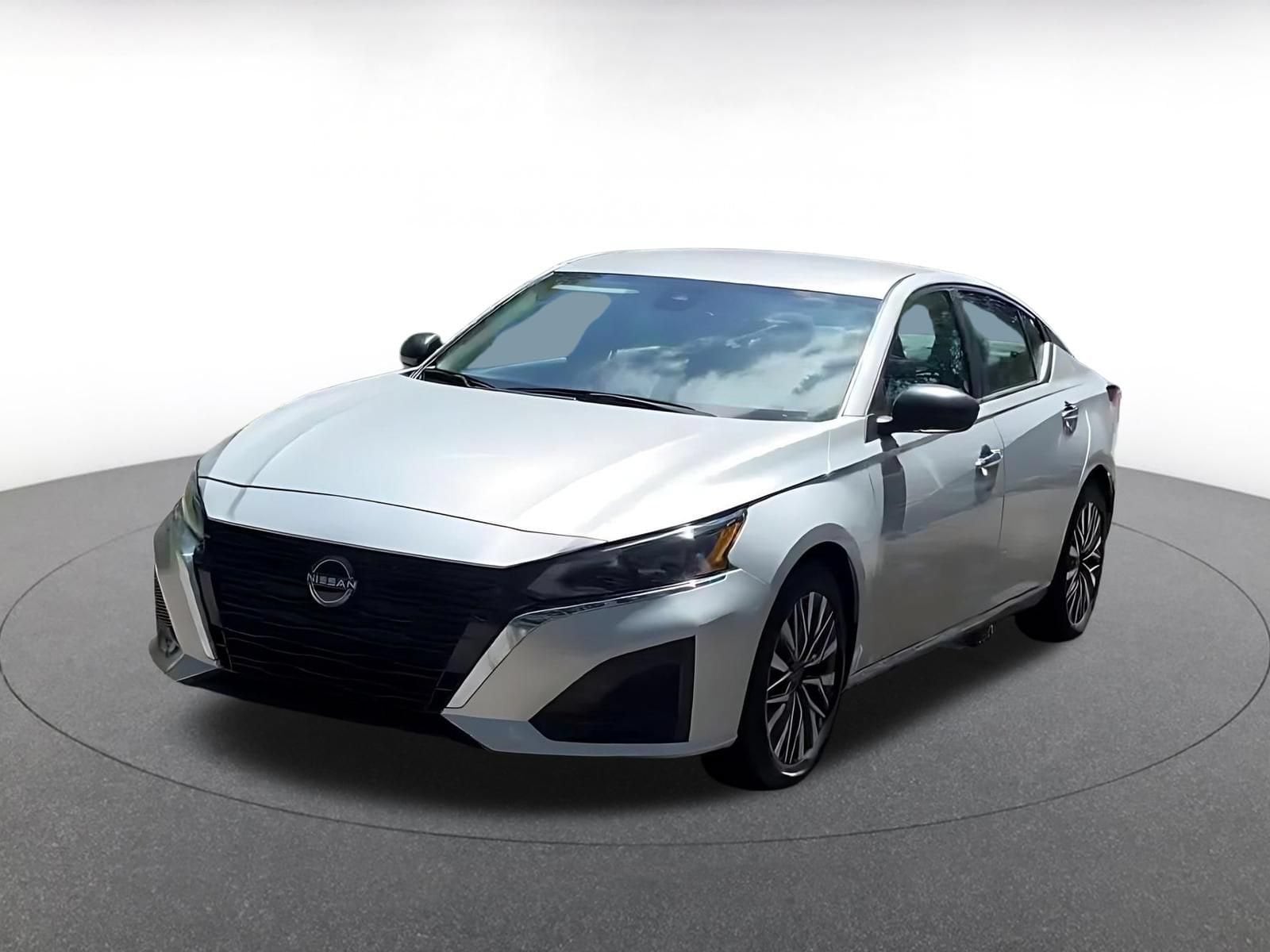 Thumbnail: 2025 Nissan Altima - 7