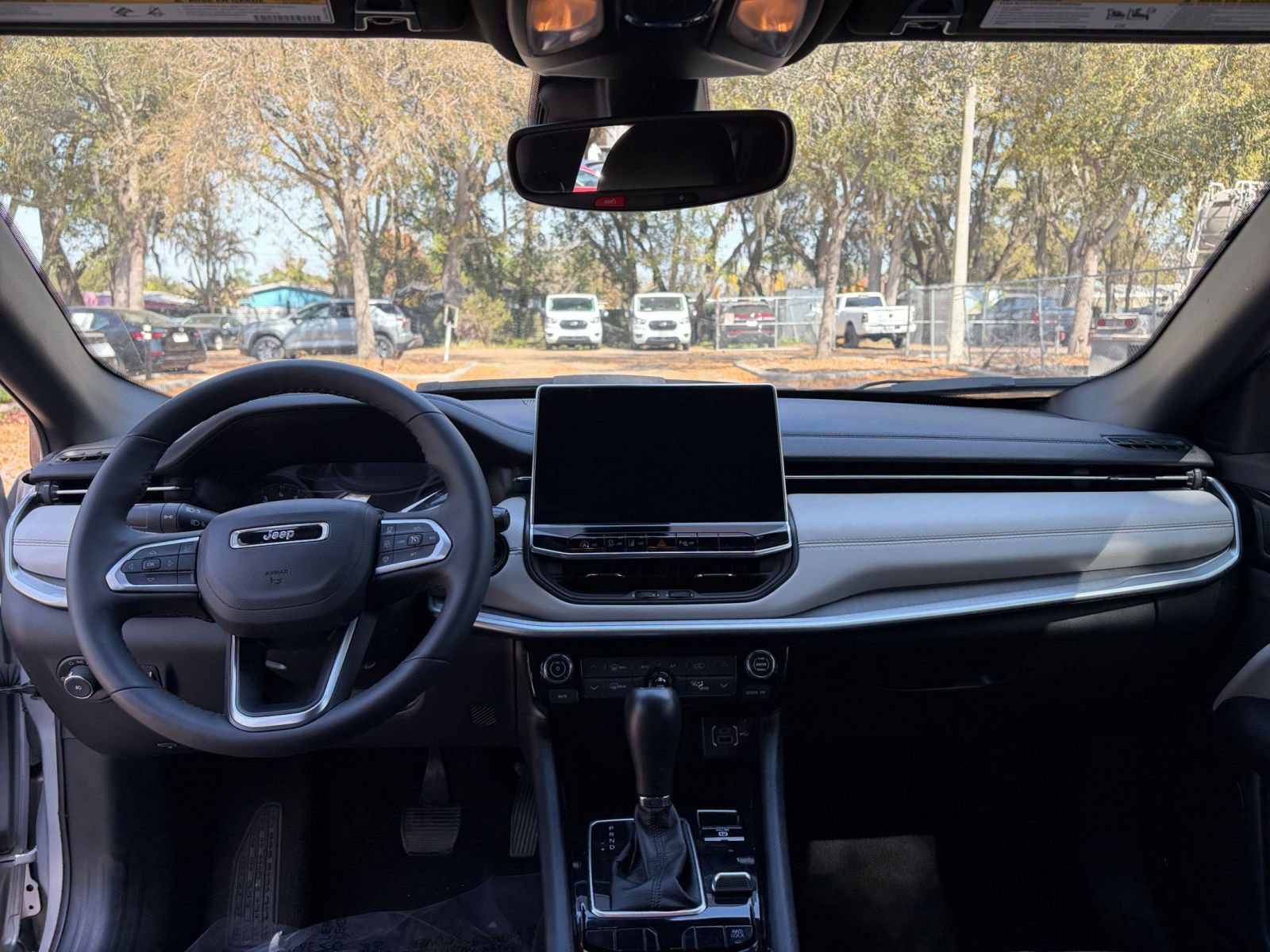 Thumbnail: 2025 Jeep Compass - 29