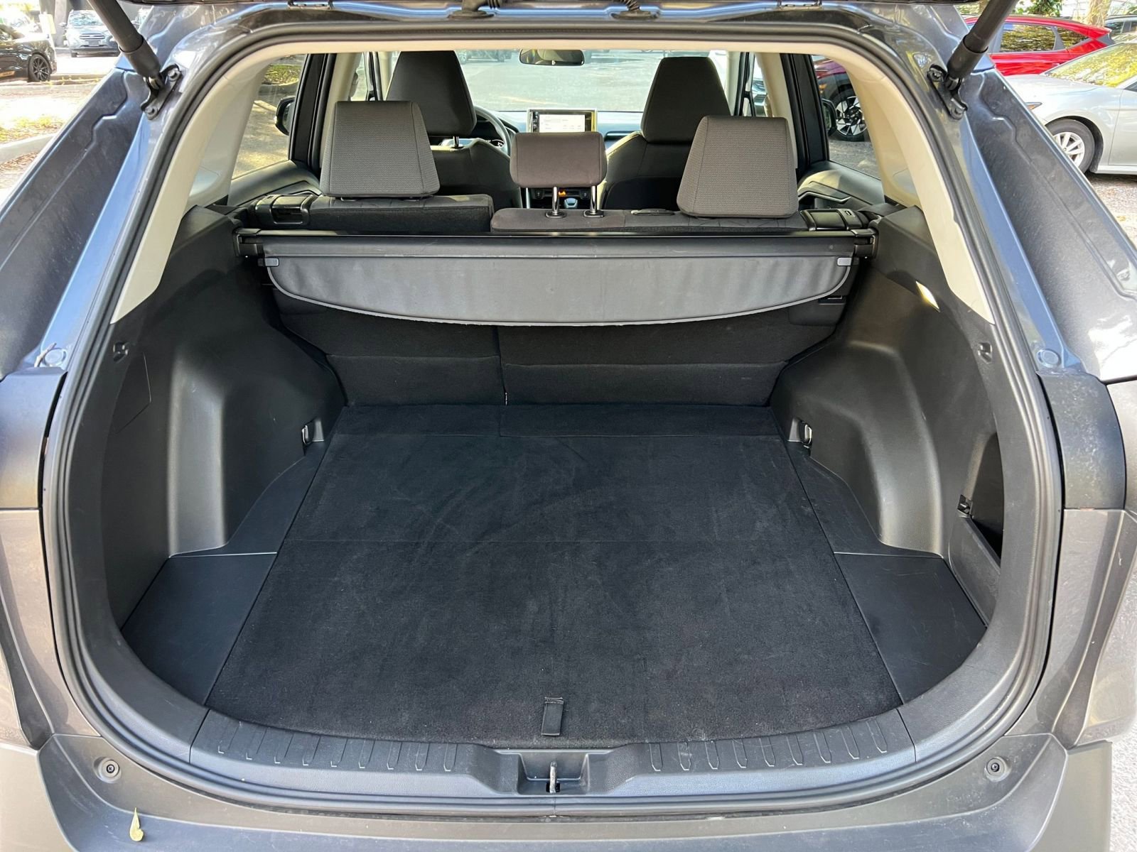 Thumbnail: 2025 Toyota RAV4 - 24