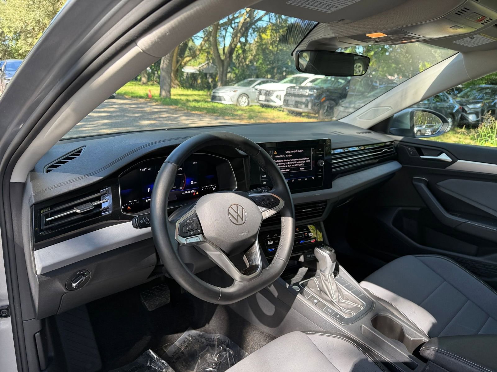 Thumbnail: 2025 Volkswagen Jetta - 28