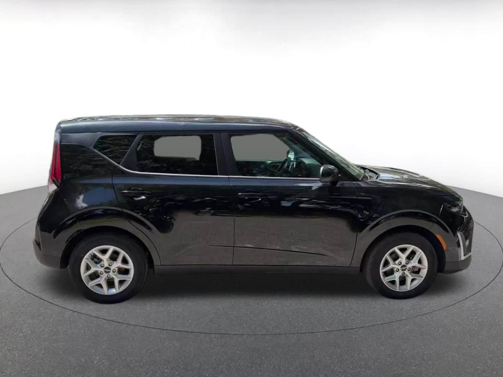 Thumbnail: 2025 Kia Soul - 13