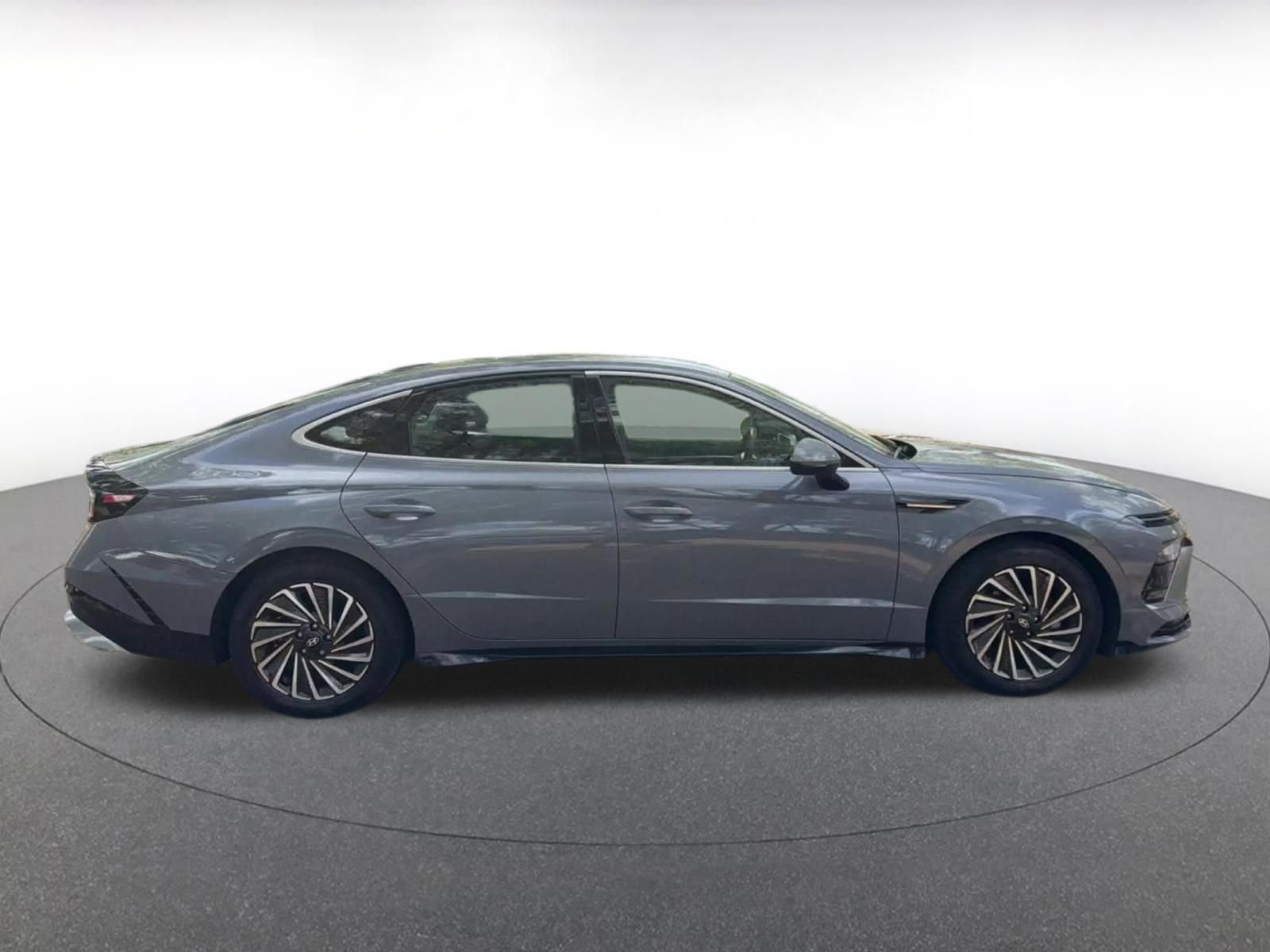 Thumbnail: 2025 Hyundai Sonata - 16