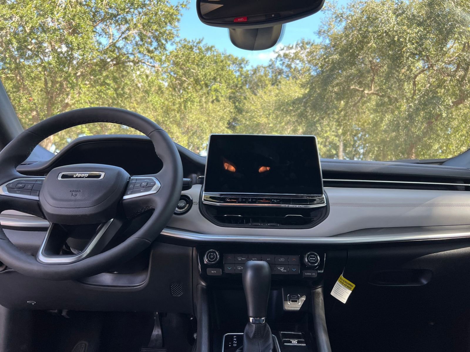 Thumbnail: 2025 Jeep Compass - 27