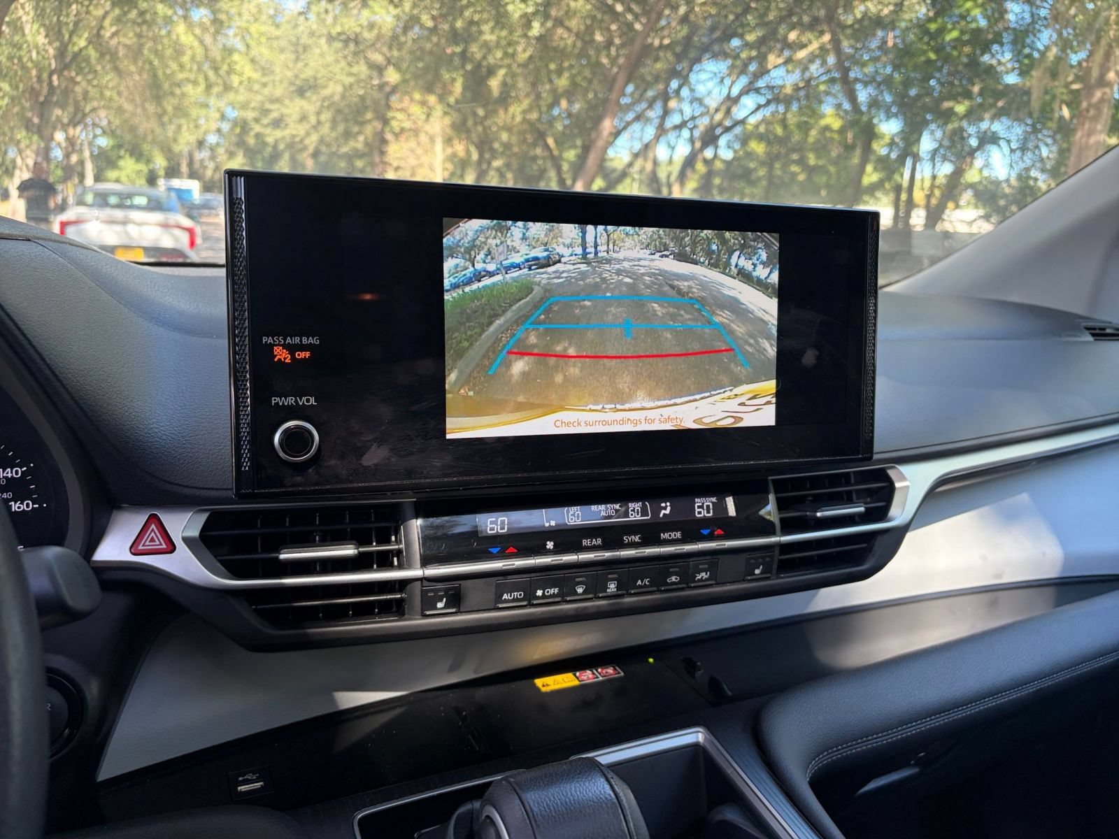 Thumbnail: 2025 Toyota Sienna - 16