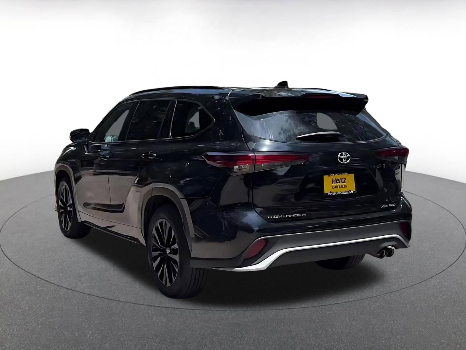Thumbnail: 2025 Toyota Highlander - 11