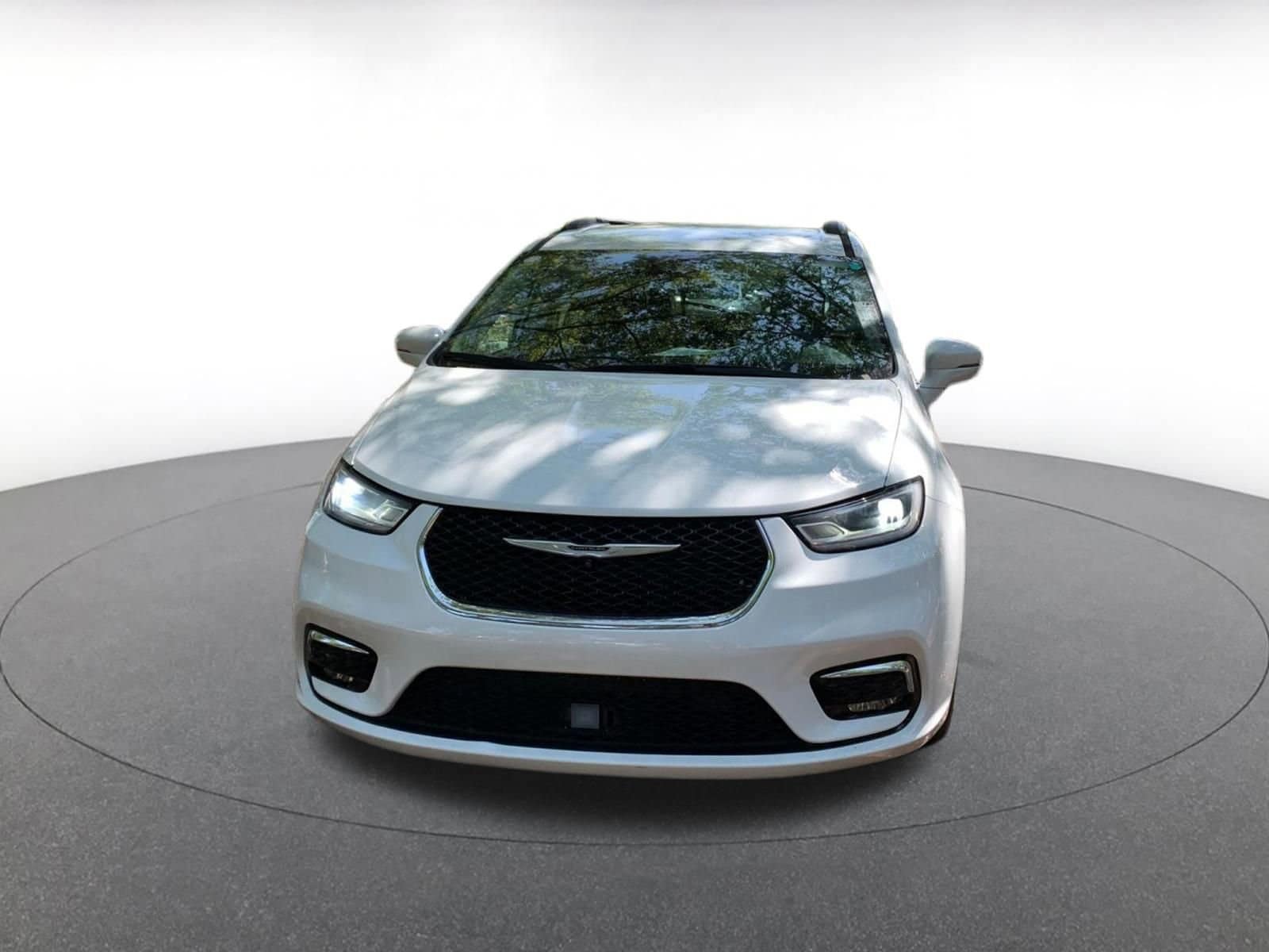 Thumbnail: 2022 Chrysler Pacifica - 2